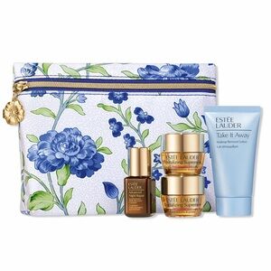 Estée Lauder Gift Set with Makeup Bag Brand New NWT🩵